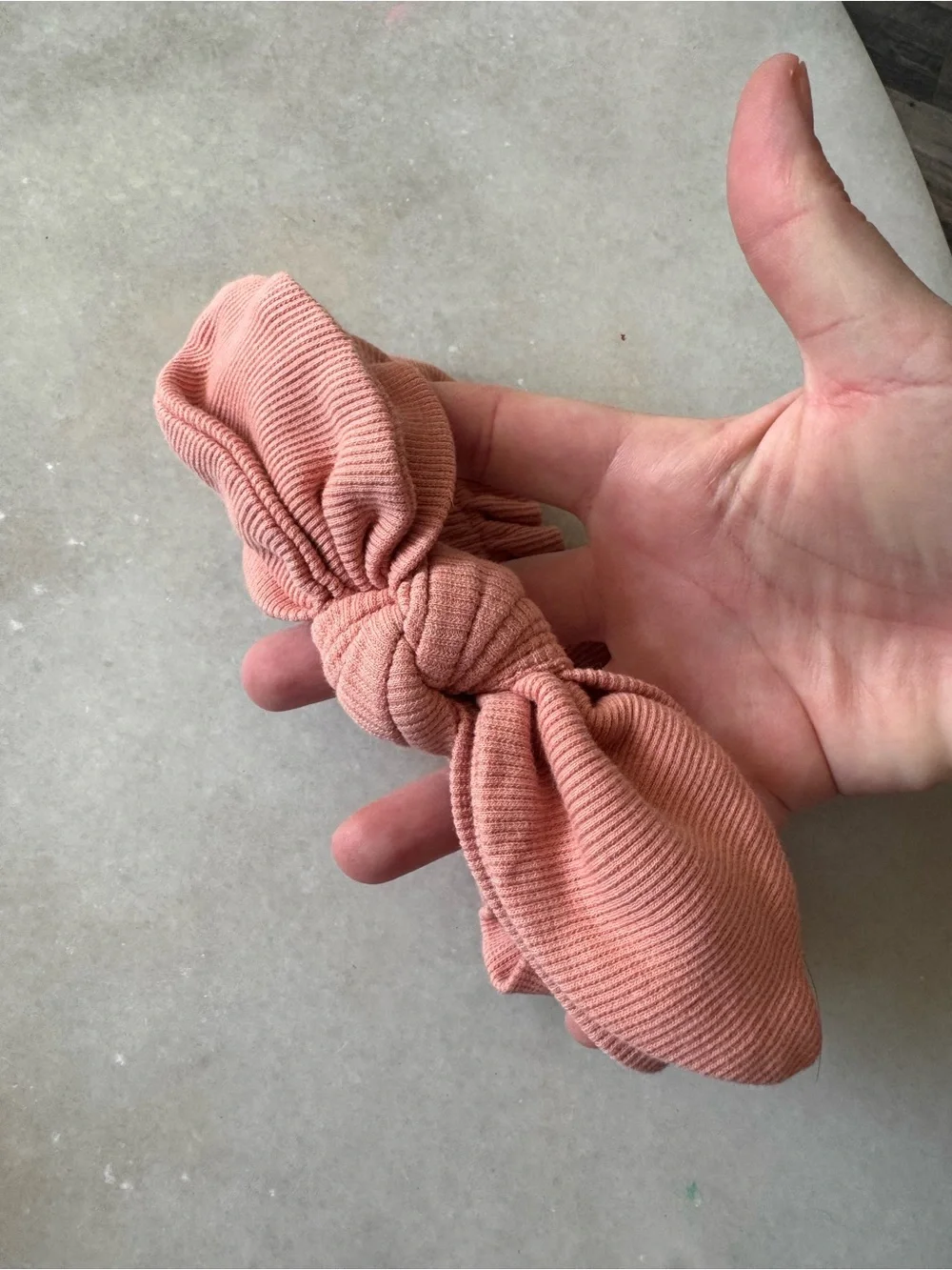 kate quinn Ribbed Knot Headband - Dusty Rose